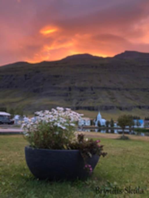 Nylenda Apartment Seyðisfjörður Bagian luar foto