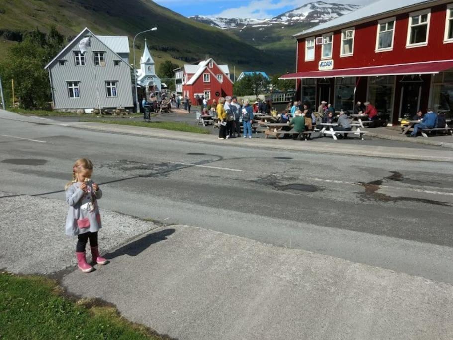 Nylenda Apartment Seyðisfjörður Bagian luar foto