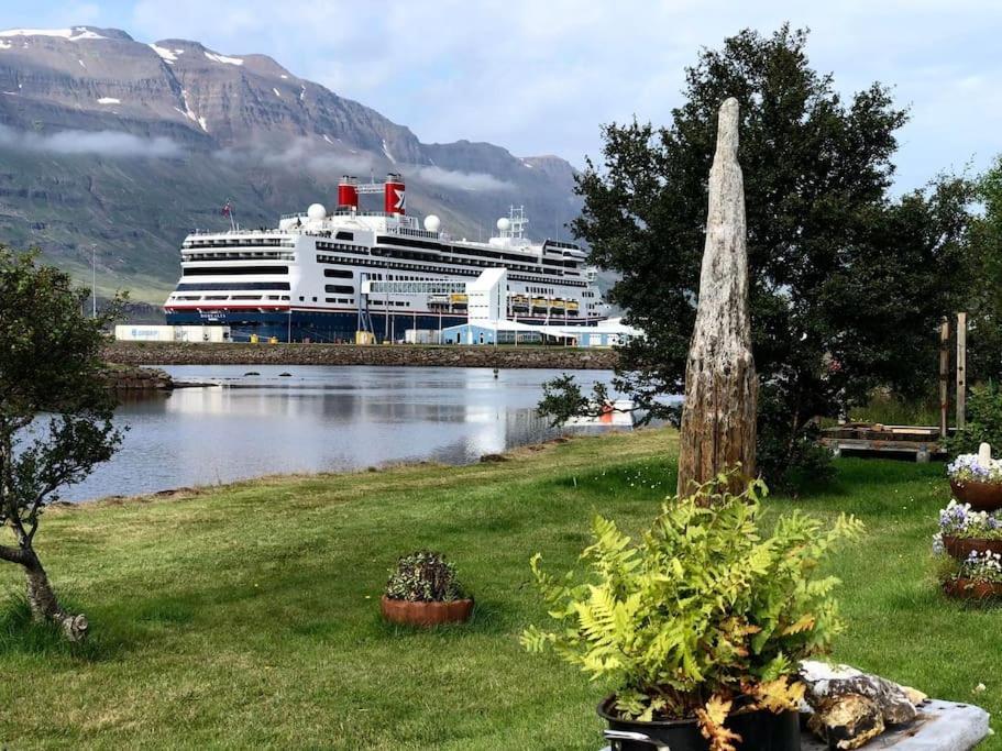 Nylenda Apartment Seyðisfjörður Bagian luar foto